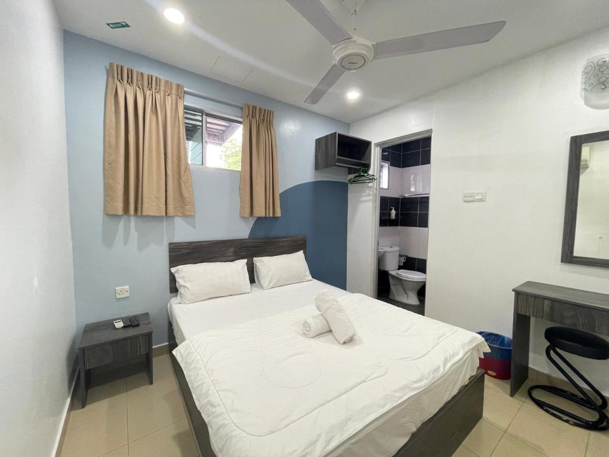 Mr Homestay Hotelstyle Room Teluk Intan Exteriör bild