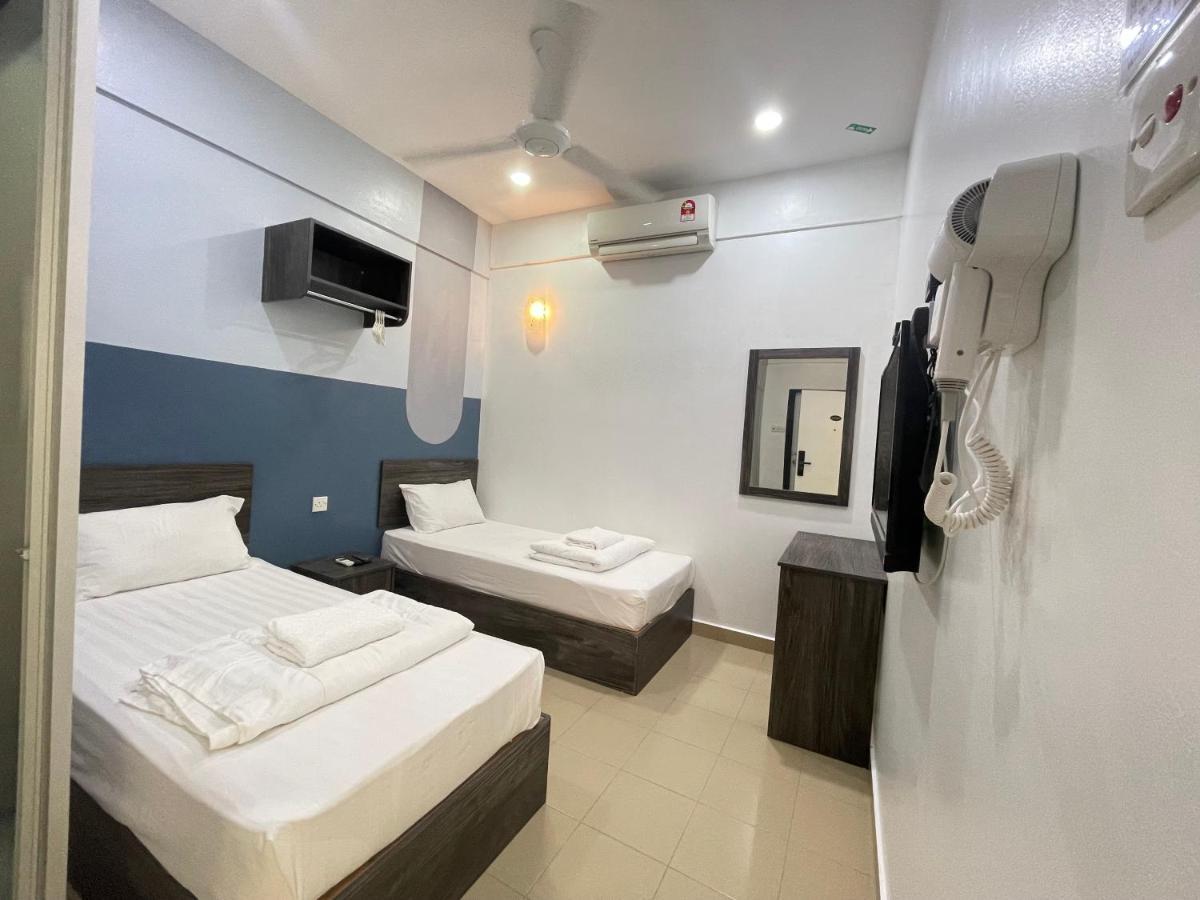 Mr Homestay Hotelstyle Room Teluk Intan Exteriör bild