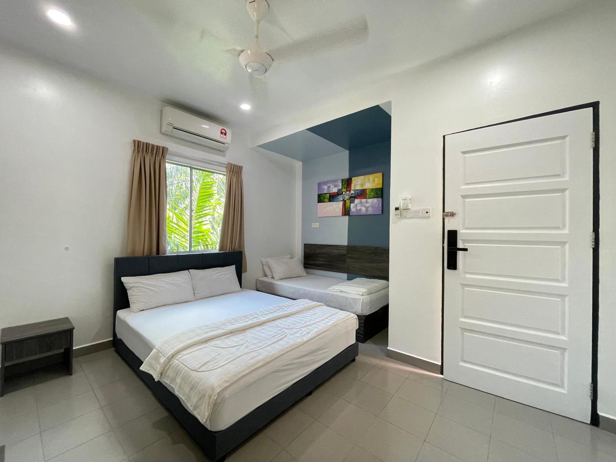 Mr Homestay Hotelstyle Room Teluk Intan Exteriör bild