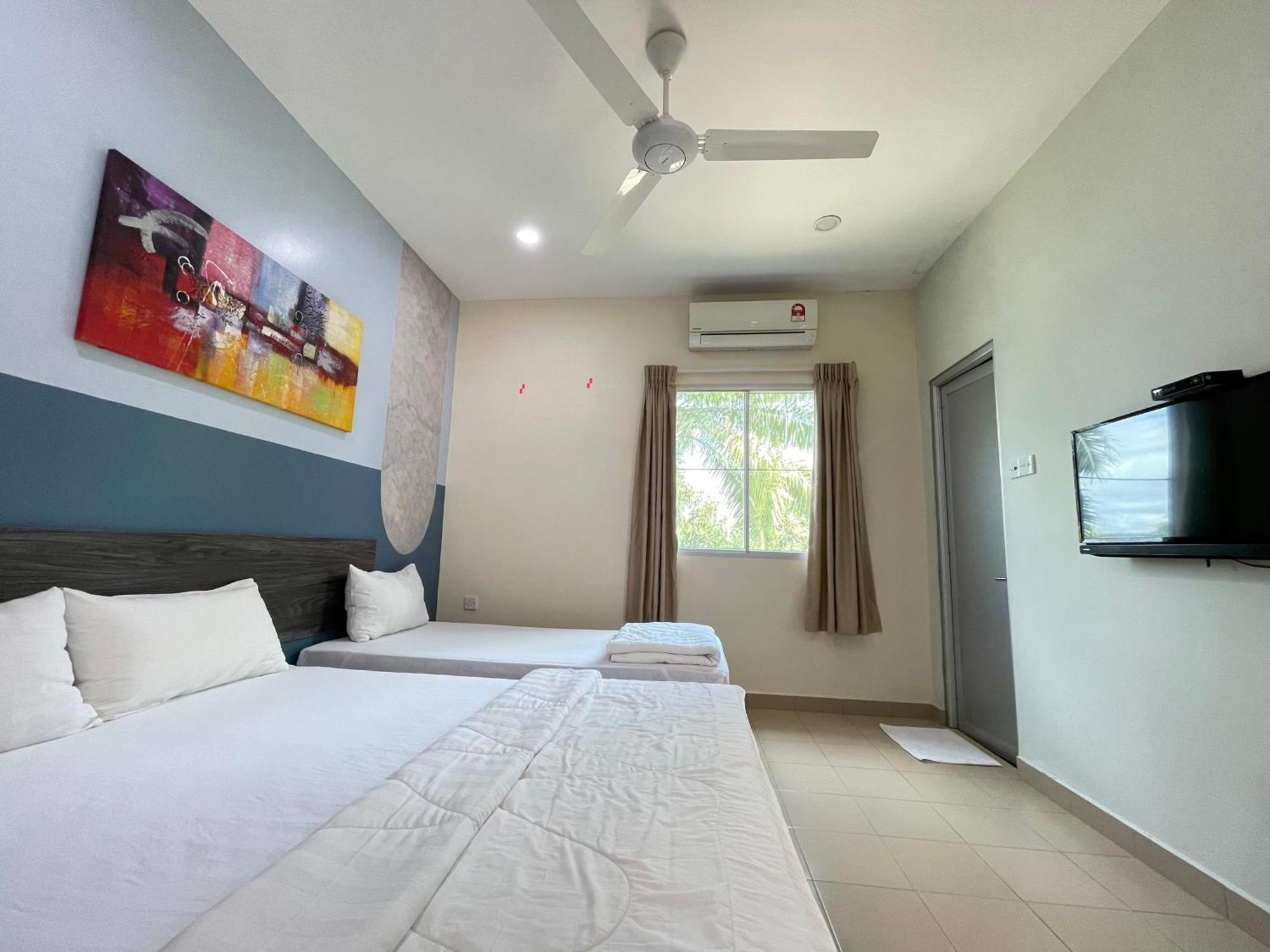 Mr Homestay Hotelstyle Room Teluk Intan Exteriör bild